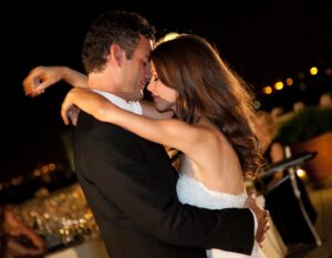 Tammin Sursok Instagram - I forgot our wedding anniversary yesterday! That is real life, friends 🤣13 years together. 

We got married in Florence, Italy, on the hottest day of the year 🥵 I almost passed out in @verawang, you shed a tear while I walked down the aisle and we danced to George Michael and the Spice Girls with 30 of our closest friends and family until 4am- it was the best day of my life (as well as the birth of our babies but in a different way 😜) 

 I said to someone recently, when you spend so much time with a partner you create so many memories together and without that person in your life, where do those memories go? 

There is work in having a healthy marriage, no one tells you that in the movies. When you marry someone, you marry each other’s triggers, traumas, anxieties, and you have to look at yourself in the mirror and choose to love and fight for each other every day. Sean, I’d still choose you, every day, on every planet, in every lifetime. 

Thank you for being my partner in crime, for ALWAYS having my back and for being my soft place to fall. For making me laugh when I need it most and for being my biggest fan. 

Here’s to 13 years and another 50 years  to go 🥰 #italianwedding #italy #wedding #verawang