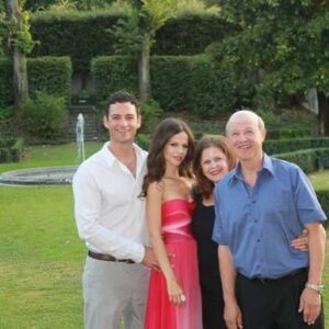 Tammin Sursok Instagram - I forgot our wedding anniversary yesterday! That is real life, friends 🤣13 years together. 

We got married in Florence, Italy, on the hottest day of the year 🥵 I almost passed out in @verawang, you shed a tear while I walked down the aisle and we danced to George Michael and the Spice Girls with 30 of our closest friends and family until 4am- it was the best day of my life (as well as the birth of our babies but in a different way 😜) 

 I said to someone recently, when you spend so much time with a partner you create so many memories together and without that person in your life, where do those memories go? 

There is work in having a healthy marriage, no one tells you that in the movies. When you marry someone, you marry each other’s triggers, traumas, anxieties, and you have to look at yourself in the mirror and choose to love and fight for each other every day. Sean, I’d still choose you, every day, on every planet, in every lifetime. 

Thank you for being my partner in crime, for ALWAYS having my back and for being my soft place to fall. For making me laugh when I need it most and for being my biggest fan. 

Here’s to 13 years and another 50 years  to go 🥰 #italianwedding #italy #wedding #verawang