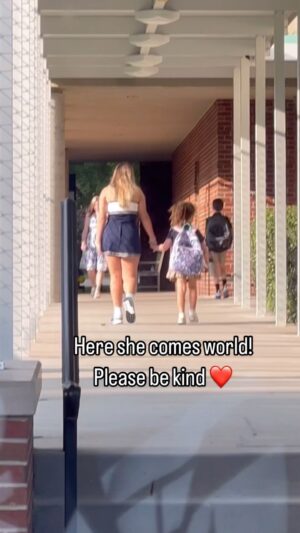 Tammin Sursok Instagram - Sobbing my eyes out. They say it goes fast but it goes too fast. My baby’s first day at school. Please world be kind…. #firstday #firstdayofschool #ashleighMorgann #