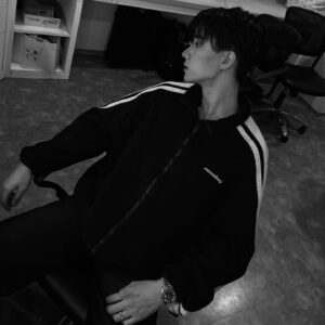 Tanapon Sukumpantanasan Instagram - 🧛🏻