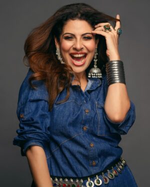Tannaz Irani Instagram - Fashion is Freedom; so Express Yourself!

📷 @praveenbhat 
Mua @shekharghoshofficial
Styling @ganeshvyas 
Assistant stylist: @styledbygargii
Jewellery @suhana_art_and_jewels 

#fashion #fashionstyle #fashionblogger #designer #photographer #ootd #creative #denim #silverjewelry #love #makeup