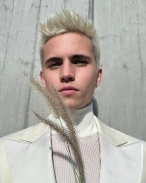 Tanner Buchanan Instagram - Just here to prove you don’t need a black belt to rock an all white fit. 

Styled by @avoyermagyan 
Grooming by @abrajamiecline 
Look by @thetailorynyc 
Jewelry by @davidyurman