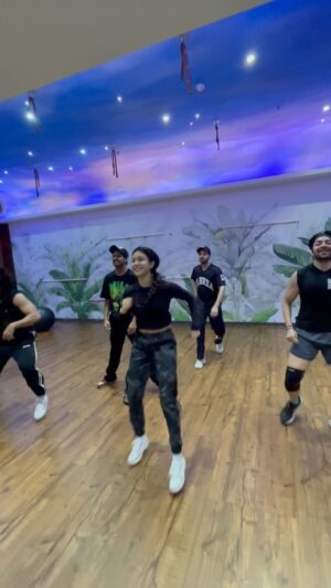 Tanu Khan Instagram - #tranding #viral #instagram #love #instagood #followforfollowback #photography #likeforlikes #fashion #tiktok #follow #india #foryou #like #explore #reels #model #foryoupage #instadaily #trending #trand #viralpost #newpost #explorepage #memes #viralvideos #style #likes #bollywood #cute