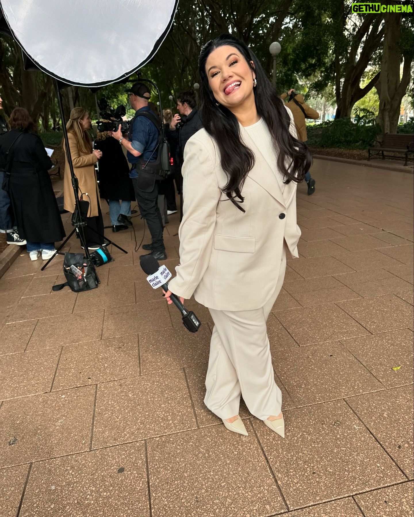 Tanya Hennessy - 8.1K Likes - Had so much fun on set today with @marieclaireau x @pacificsmilesdental - and this look is GIIIIVVVINNNG. @sarahlaidlaw on hair and face 💙styling by @riakamat suit is @commonry