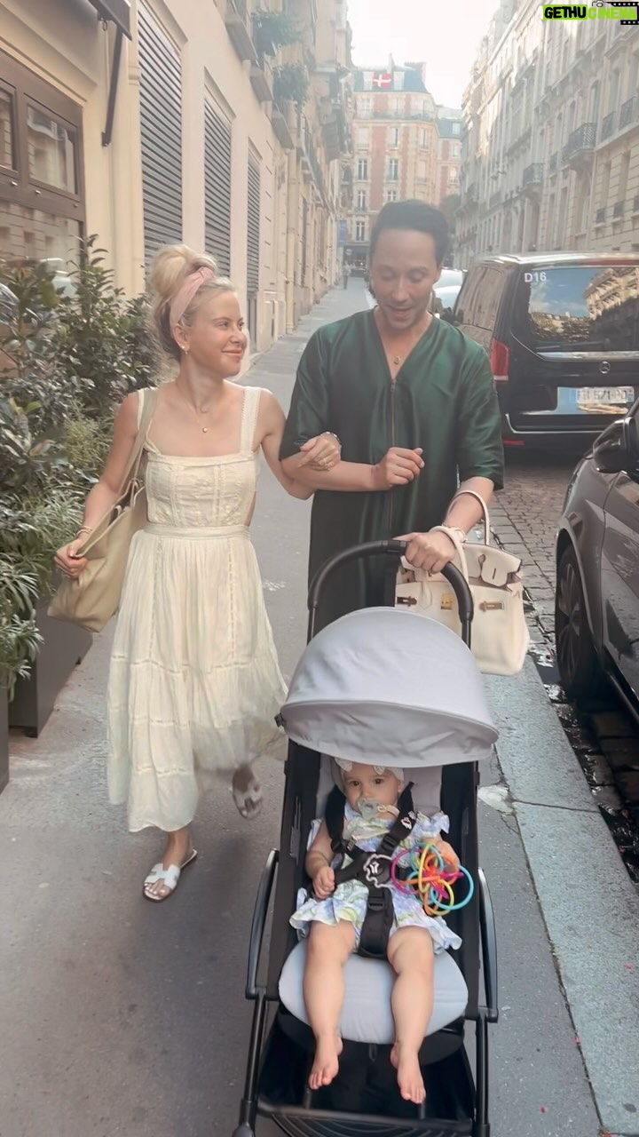 Tara Lipinski - 34.2K Likes - 🇫🇷 We’ve arrived! 🇫🇷
Uncle Johnny and Gigi are reunited and our first few hours together in Paris feel oh so sweet. 🍰🥺
#parisolympics #unclejohnny #olympics #paris2024 #baby #babyabroad