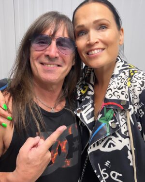 Tarja Turunen Instagram - I had such fun day at @leyendasdelrock_oficial !!! Meeting with my friends from @stratovariusofficial I took the last photo of the band on stage 😂. It was also lovely to catch up with @ratablancaoficial ♥️Safe travels guys!