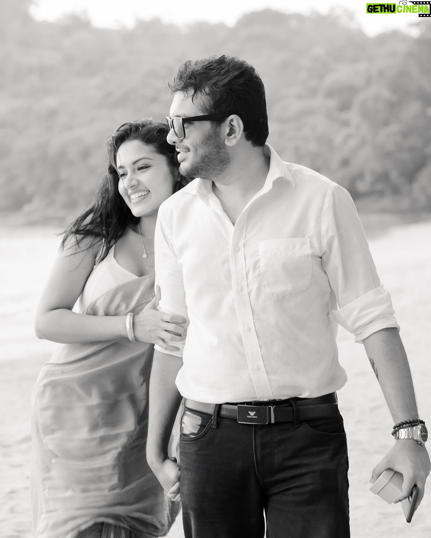 Tasnia Farin - 130.2K Likes - May you be the only শেখ who would never flee 😉
Happy one year @rezwan_rafid179
Throwback to our engagement day 💕
📸 @deen_thailandphotographer