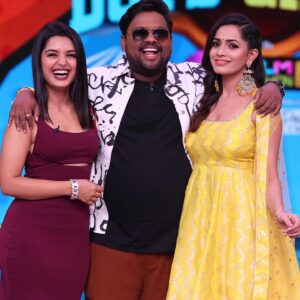 Tasty Teja Instagram - From the sets of  Kiraack Boys😊KhiladiGirls 😍R u guys ready for SEMI-FINALE😎
#tastyteja #priyankajain #shobhashetty #amardeep

My Outfit @rc_trendsetters