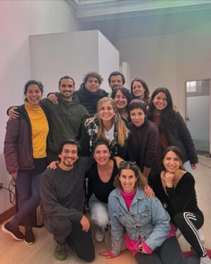 Tatiana Astengo Instagram - Mis respetos compañer@s que a pesar del cansancio, los deberes del hogar, y actividades varias… consideran imprevisible invertir en nuestra profesión y lanzarse a la aventura de conocerse más y por lo tanto crecer. 
Gracias @matusroberto por hacernos más fácil nuestras vidas con tu específico método.🙌🏽🤩😎
Nos volveremos a ver para crecer. 
@luciamayorgaaraujo @luciacaravedoch @lia_camilo @katiasalazarm @emanuelsoriano11 @rodrigopalaciosp @alesaba @martinvelasquezl @alezzzan @residencia23_