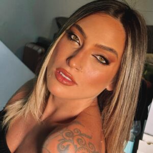 Tatiana Dias Instagram - um dia memorável, cheio de amor por todos os lados. ❤️