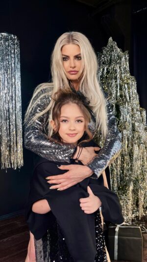 Tatiana Larina Instagram - ✨ Дорогие подписчики! Поздравляем вас со Старым Новым Годом! 🎉🌟

🔮 Давайте вместе откроем двери в мир магии и эзотерики. Напомню, что гадания и ритуалы - это не только интересное развлечение, но и мощный способ получить направление и помощь от высших сил.

🌙 Пусть все, что вы делаете, направлено на благо Вас и окружающих. Используйте это время, чтобы находить ответы, решения и раскрывать свой потенциал.

💫 Я открыта для вопросов, пожеланий и помощи. Не стесняйтесь обращаться в комментариях или личных сообщениях.

🎉 Пусть этот год принесет Вам много радости, благополучия и волшебства. Давайте создавать чудеса вместе! 🌟✨

#старыйновыйгод #экстрасенсы #гадания #ритуалы #магия #волшебство #помощь #поддержка #благополучие #радость #экстрасен #битваэкстрасенсов