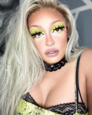 Tatianna Instagram - 🐍🐍🐍
