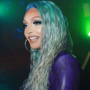 Tatianna Instagram - Sooo much fun hosting the male review at @340nightclub Saturday night! 🙌🏽 sorry to everyone from Friday night for not being able to perform in the drag show with @itsravenhunty_ 😩😿 due to flight delays I was only able to do a late meet and greet. Regardless I had a blast with everyone and can’t wait till im back! ❤️❤️❤️