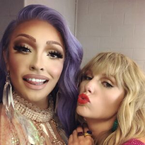 Tatianna Instagram - Absolute BEST time with @taylorswift AT THE VMAs!
