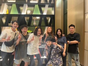 Tatsuya Kitani Instagram - .
LÜCYとバンドのみんなともちょっとだけ話せた、マ〜ジかっこよかった またライブ観たい