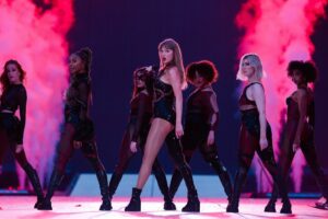 Actress Taylor Swift HD Photos and Wallpapers August 2024