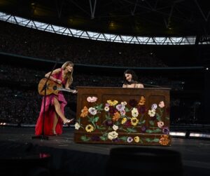 Taylor Swift Instagram - Wembley Stadium round one was so surreal. Looking out into crowds of 90,000 fans each night and hearing that VOLUME… Those were some of the loudest crowds I’ve ever heard. Acoustic sections went OFF. I got to sing ‘Castles Crumbling’ with @yelyahwilliams for the first time - hadn’t performed with her since 2011 and man my heart was just so full of love for her and our friendship. Then the impossibly gifted and wonderful @gracieabrams came and surprised the crowd with the first performance of our song ‘us.’ And I’m still cracking up/swooning over @killatrav’s Eras Tour debut 🥰 Never going to forget these shows. Can’t wait to do it 5 more times in August. Up next: Dublin!! 🇮🇪 

📷: @kevinmazur / @garethcattermole / @hogieaaa__ / @gettyimages