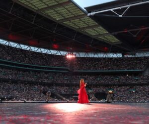 Taylor Swift Instagram - Wembley Stadium round one was so surreal. Looking out into crowds of 90,000 fans each night and hearing that VOLUME… Those were some of the loudest crowds I’ve ever heard. Acoustic sections went OFF. I got to sing ‘Castles Crumbling’ with @yelyahwilliams for the first time - hadn’t performed with her since 2011 and man my heart was just so full of love for her and our friendship. Then the impossibly gifted and wonderful @gracieabrams came and surprised the crowd with the first performance of our song ‘us.’ And I’m still cracking up/swooning over @killatrav’s Eras Tour debut 🥰 Never going to forget these shows. Can’t wait to do it 5 more times in August. Up next: Dublin!! 🇮🇪 

📷: @kevinmazur / @garethcattermole / @hogieaaa__ / @gettyimages