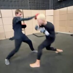 Taz Skylar Instagram - After training, we usually train some more 🤣 @devillevannik