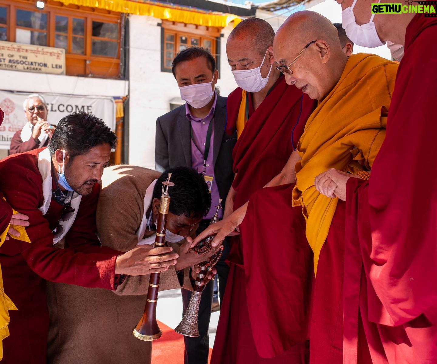Tenzin Gyatso - 84.4K Likes - HHDL embarks on a pilgrimage to Jhokang in Leh, Ladakh on July 14, 2023. #dalailama #leh #ladkh #pilgrimage