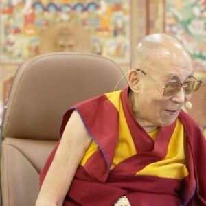 Tenzin Gyatso Instagram - A young girl asking HHDL if he gets angry during his meeting with friends from around the world at his residence in Dharamsala, HP, India on April 11, 2022. #dalailama