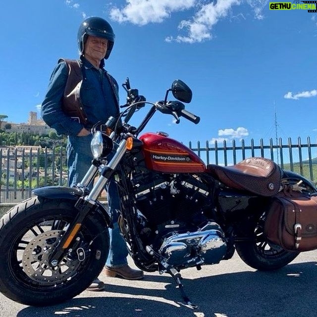 Terence Hill - 13.6K Likes - On the road again
