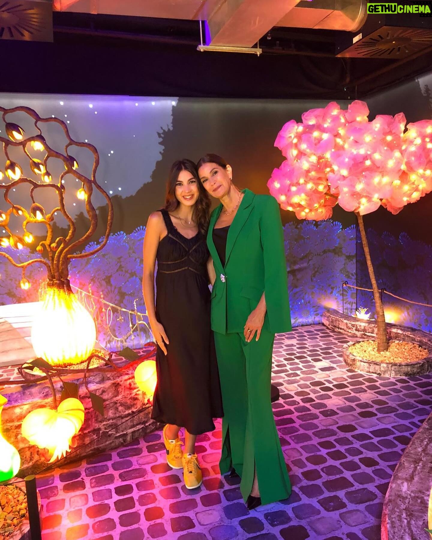 Teri Hatcher - 14.5K Likes - Other Mother is back. @laikastudios 1st stop motion animated filmâŚthe classic âCORALINEâ back In theaters August 15th remastered in 3D. Revisit old memories, see it as it was meant to be seen or see it for the first time and be wowed! So proud of this film and all the amazing artists it took to put it together. Thank you to my glam team for the press tour support. So fun to be in the UK! Also check out for free at @britishfilminstitute @laika âFrame by Frameâ exhibit. Coraline.com #henryselick