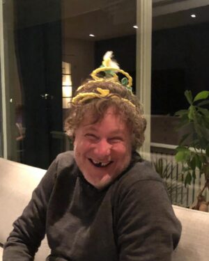 Terje Sporsem Instagram - Gustav er 50!!! 🎉🍾❤️🇳🇴🎉 Gratulerer så mye med dagen, kjære venn @gustavnilsen !! Du er snill, omtenksom, gøyal, raus og smart og med enorme mengder funny bones ! Kunne sikkert nevnt masse mer, men det kan bli for mye, og jeg må spare litt til feiringen. Men du er en fantastisk fyr å ha i livet og både jeg og familien er så glad i deg. Har vært mye gøy til nå… og mer skal det bli! ❤️hipp hipp hurra!