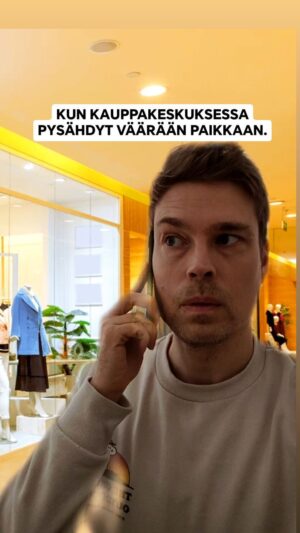 Tero Tiittanen Instagram - 👋

#torstai#kauppakeskus#shoppailu#promootio#maaliskuu#helsinki#talviloma#shoppingmemes#funnyvideos#fun#comedyvideo