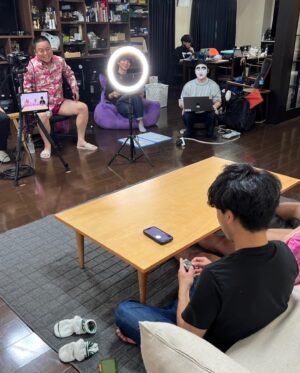 Tetsuya Instagram - サザエさん生活が終わっても実はあと1日ZAZY残ってます...なんならバカ殿は２日残ってます...

#勝たんしかZAZY
#インスタコラサッサ