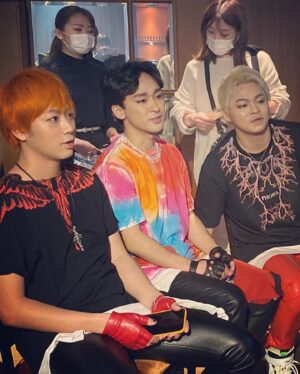 Tetsuya Instagram - リサイタルズのMV撮影前日に髪型やべえ！ってなったのでしばゆーが紹介してくれた美容院行ってきました！
おかげで無事にK風マッシュのできあがり！！
ありがとう曽倉くん！！！

kikoeru
〒154-0004 東京都世田谷区太子堂２丁目２４−６ ドミー三軒茶屋 5階