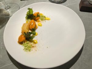 Tetsuya Instagram - Tuvimos la más deliciosa cena y luego, ni hablar, un pastel sorpresa...
Si vuelvo a venir a España, sin duda visitaré este restaurante.
Luego, de vuelta al hotel, otra sorpresa en forma de globo.
La Saprada Familia se construyó en mi corazón.