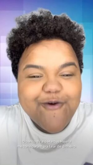 Thamirys Borsan Instagram - Errar é humano, mas poder aprender com os erros dos outros é ainda melhor!
Por isso o @bancobv e o @marcusmajella me convidaram para contar sobre os meus perrengues com dinheiro e também para ouvir e comentar as experiências de vocês. Porque afinal é muito importante #FalarDeDinheiro (e de perrengues!) abertamente pra gente quebrar esse tabu de uma vez por todas!

#LeveParaAVida
*Publi