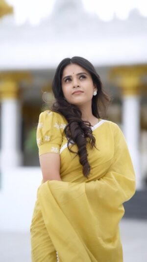 Thanuja Puttaswamy Instagram - 🌟✨
.
.
.
.
.
.
.
.
.
.
.
.
.
.
.
.
.
.
.
.
.
.
.
.
.
.
.
.
Choreography😇 @krishnamaster_official 
VD; @rollingcaptures 
Sari; @sia_by_ss 

#sarilove 
#love 
#instagram 
#instagood 
#favsong 
#fashion 
#music 
#thanujaputtaswamy 
#thanuja 
#positivevibes 
#peace 
#instamood