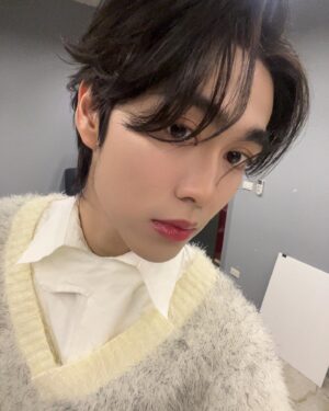 Tharatorn Jantharaworakarn Instagram - กฮ 1980