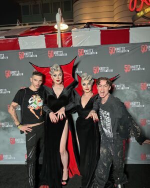 The Boulet Brothers Instagram - Happy 50th @knottsscaryfarm ! We had an incredible time at our favorite Haunt (and our favorite maze was Cinema Slasher)! Oh and the Legacy Museum is to die for. We’re already looking forward to next Halloween… it’s going to be magic! 😉

W/ @dastmalchian @bryanfullergram @violetchachki @gottmik (gown by @mindylamour hair @marcoswigs )