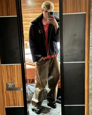 The Kid LAROI Instagram - I see them talk but they’re hardly on sh!t 🍷