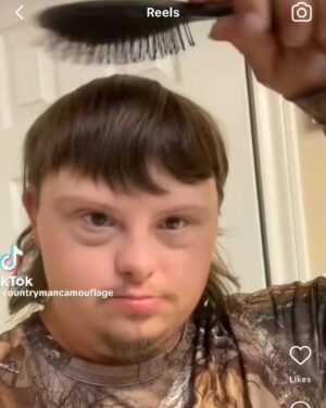 Theo Von Instagram - Dopplegannngg dump. people always thinking they saw me somewhere and i wanna let people know i am not these people but thank u for tagging and asking me. 🙏 ❤️