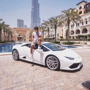 Thibaut Morgado Da Costa Instagram - The best place in dubai with the beat 🚗#dubai #emirates #hotel #view #burjkhalifa #sun #lamborghini #huracan #white #holidays #love #richissitudes #vroomvroom 📸 : @davidviarouge