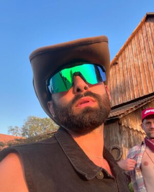 Thomas Neuwirth Instagram - a bayrisches Cowgirl