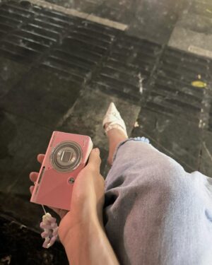 Thùy Anh Instagram - A rainy day 🌧️