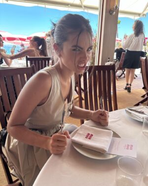Thylane Blondeau Instagram - @miumiu 🩵🍽️🌴🌊