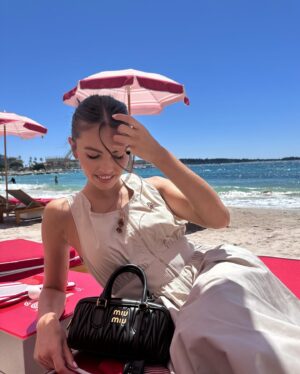 Thylane Blondeau Instagram - @miumiu 🩵🍽️🌴🌊