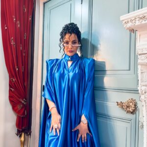 Tia Bajpai Instagram - Guess who arrived to the party, everybody 
#internationaliconicawards2024