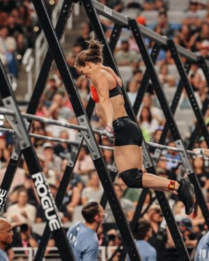 Tia-Clair Toomey Instagram - Sunday, 4:18pm: 7ia. Clair. Toomey.

Fourteen months after giving birth to daughter Willow, @tiaclair1 🇦🇺 wins her 7th CrossFit Games championship. It’s rare air: She now has as many titles as @tombrady has rings.

✍🏽: @christinedca 
📷: @emomphoto