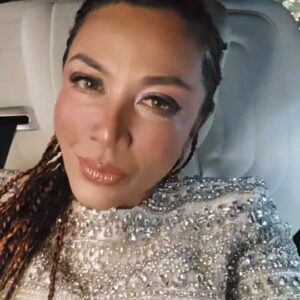 Tiara Jacquelina Instagram - Stuck in traffic on the way to the @rizmanruzaini #KLFW show last night. Apa lagi, #selfie lah 🤭