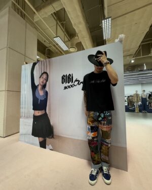Tiger JK Instagram - 🌹🎁
비비 팝업 @nakedbibi X @2000.archives