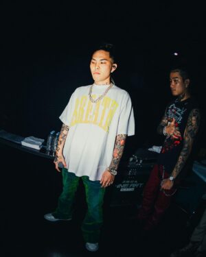 Tiji Jojo Instagram - THE LAST SUMMER
OSAKA SAPPORO NAGOYA
🏃🎤😁🤘

Photo by @cherrychillwill
