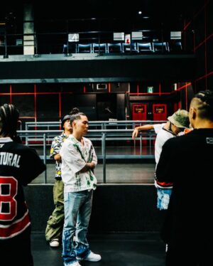 Tiji Jojo Instagram - HOT🏃🥵

Photo @cherrychillwill