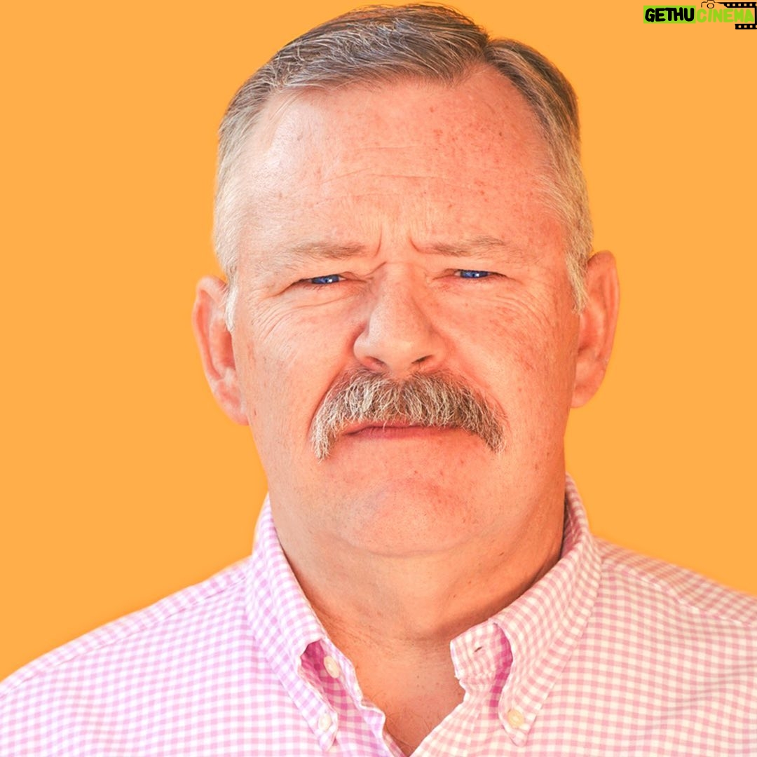 Tim Hooper - 3.5K Likes - Swipe left to 👉🏻 tickle.
#actorslife #headshots #blueyedbear #blueeyes #yellowbackground #ticklemetuesday #swipeleft #swipeforasurprise #mustachesofinstagram 📸 by @gabazar, 🎨 help by @jasonburnam